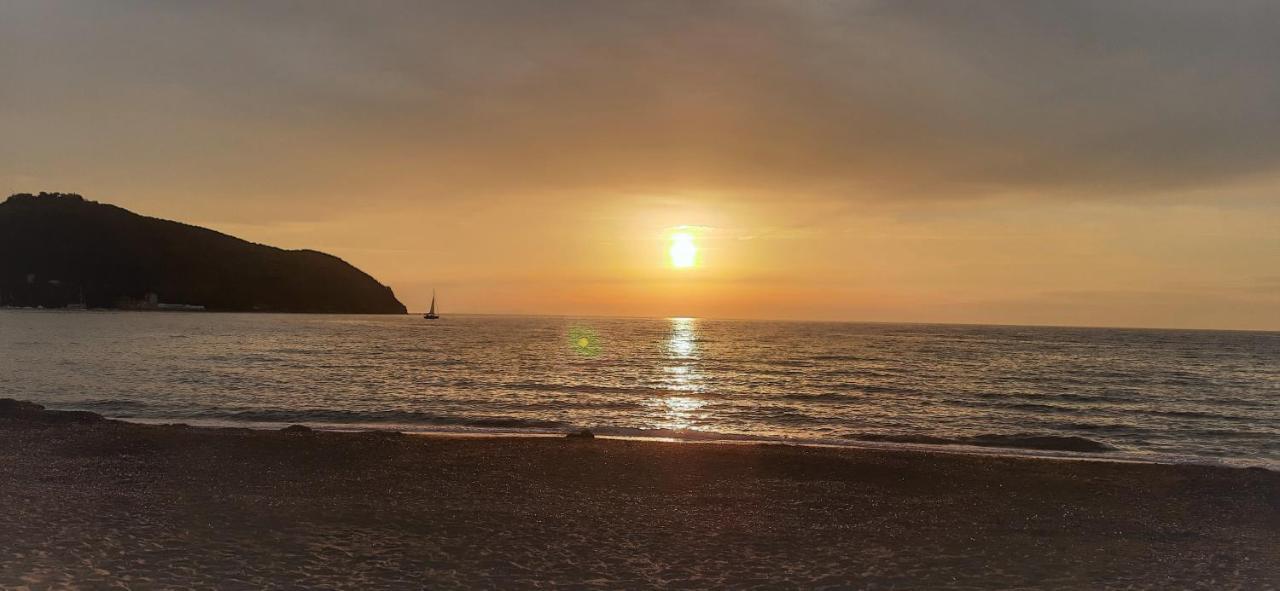 Appartamento Claudi A San Vincenzo Zewnętrze zdjęcie